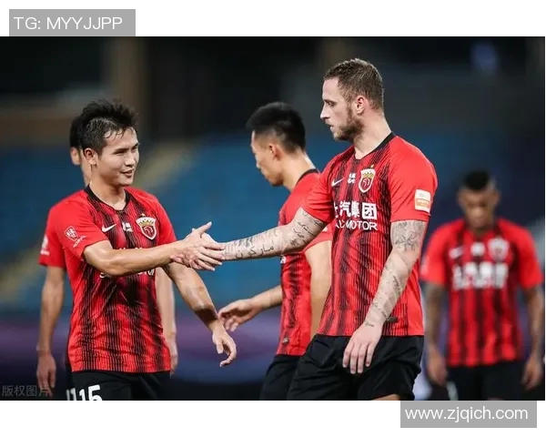 AC米兰与热那亚激战正酣比赛比分揭晓引发球迷热议